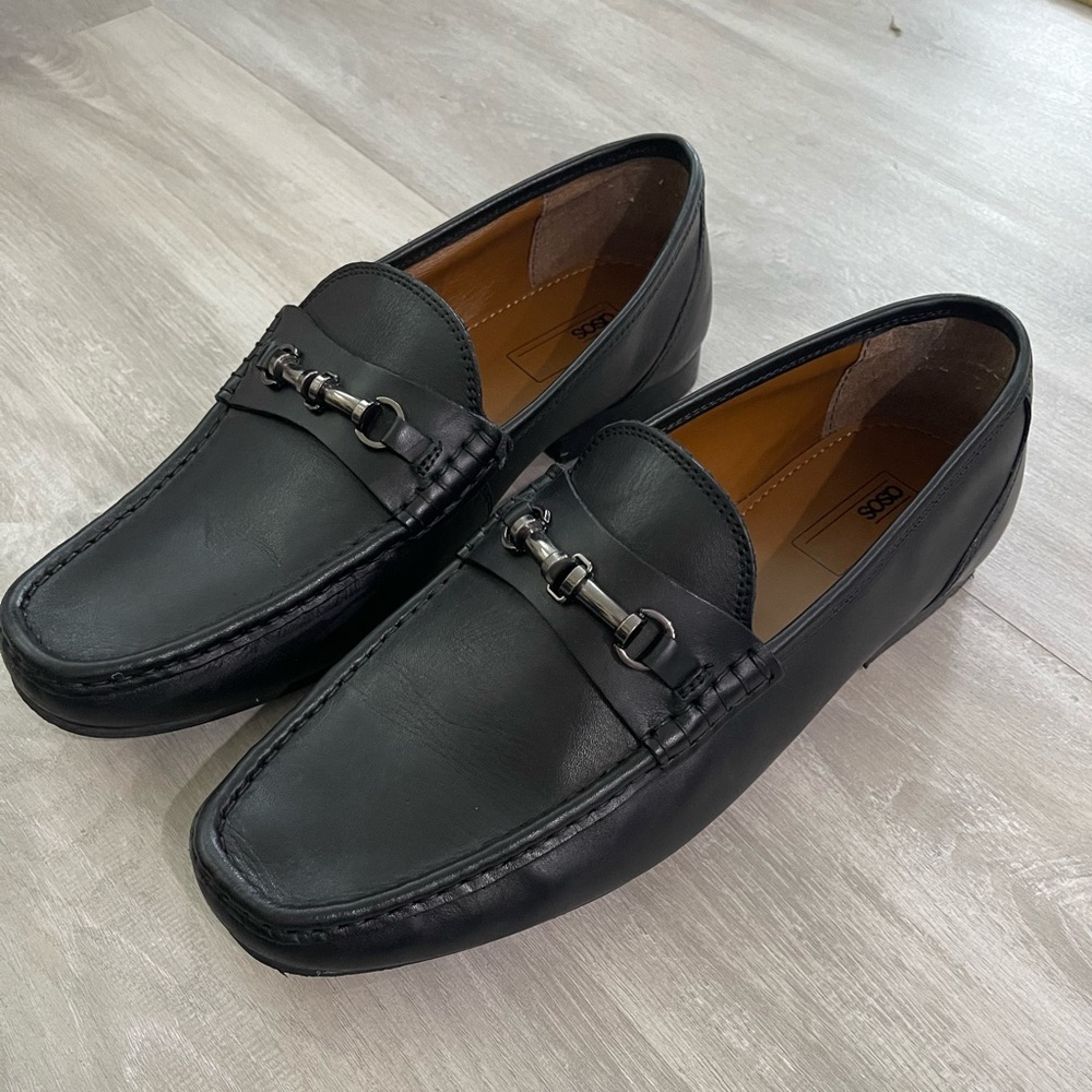 Mens black size 10 buckle dress loafer shoes